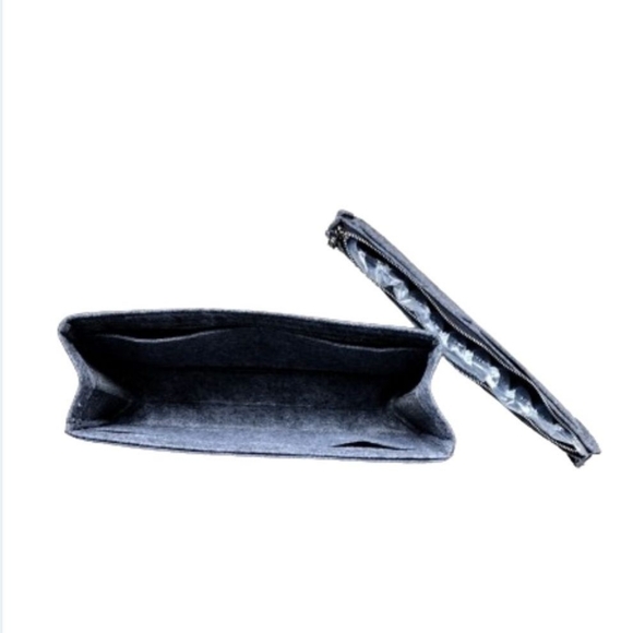 ✨HP✨Felt Insert Organizer for Handbags - Picture 7 of 15